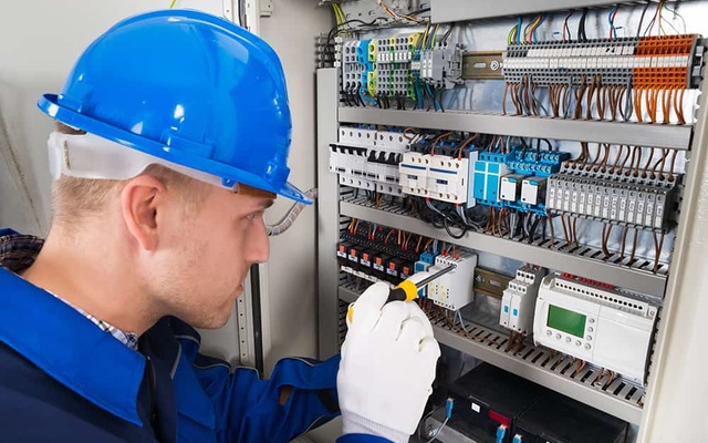Elektroniker für Energie- und Gebäudetechnik (m/w/d) bei CR Elektroanlagen in Starnberg