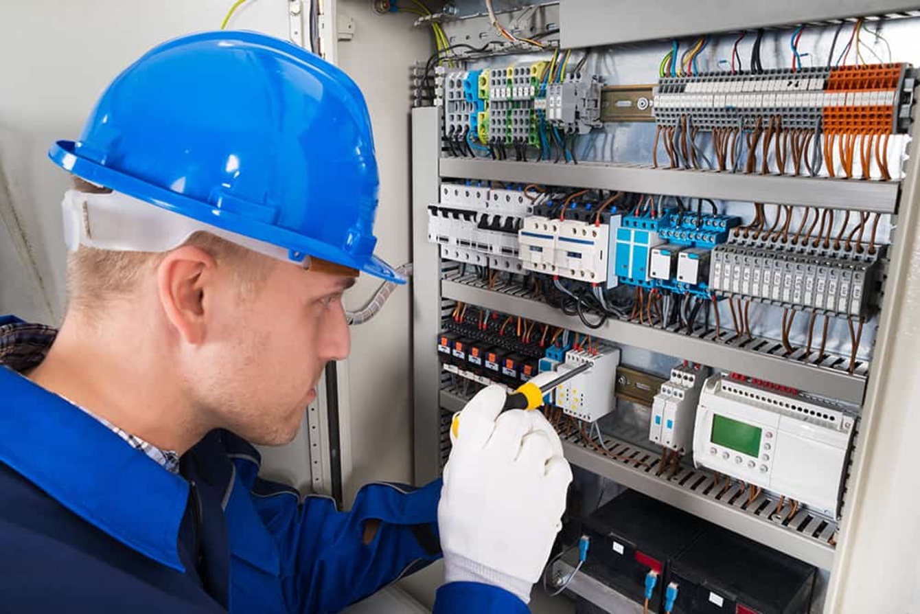 Elektroniker für Energie- und Gebäudetechnik (m/w/d) bei CR Elektroanlagen in Starnberg