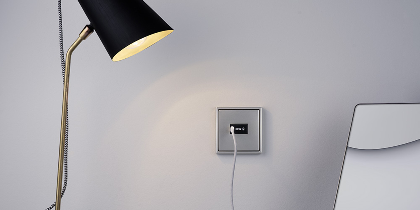 Ladegerät USB PD 60 bei CR Elektroanlagen in Starnberg