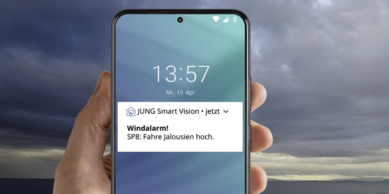 JUNG Smart Panel 8 bei CR Elektroanlagen in Starnberg
