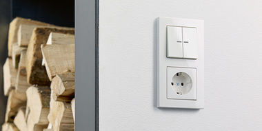 JUNG KNX Taster F 10 bei CR Elektroanlagen in Starnberg