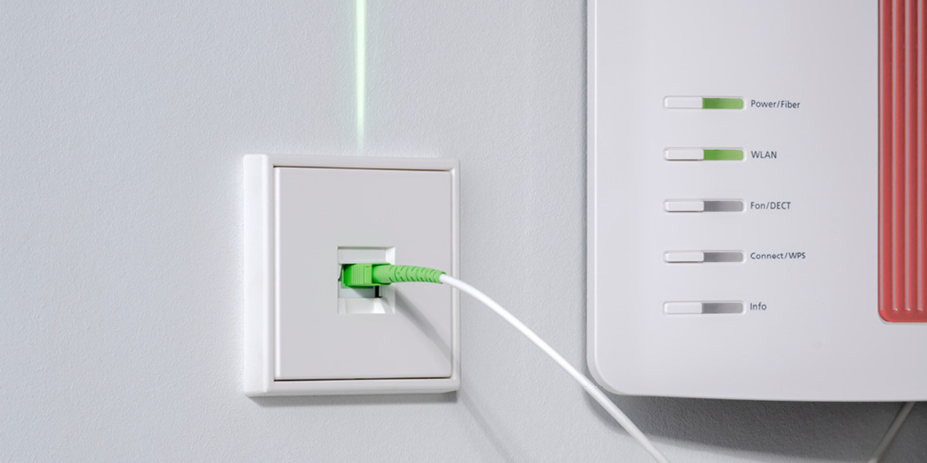 Die neuen Glasfaser-Anschlussdosen bei CR Elektroanlagen in Starnberg