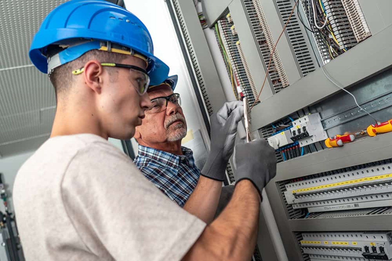 Ausbildung bei CR Elektroanlagen in Starnberg
